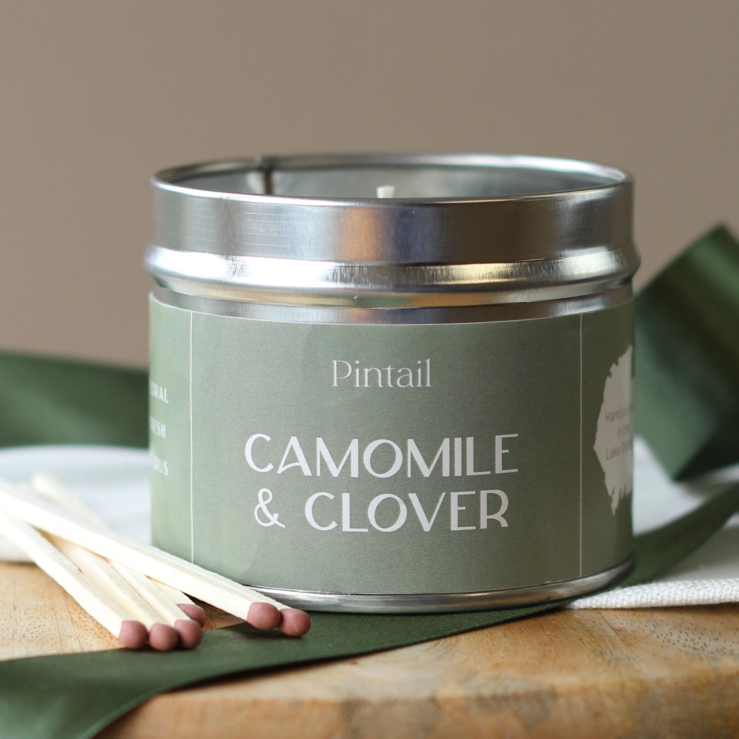 Camomile & Clover Classic Tin Candle
