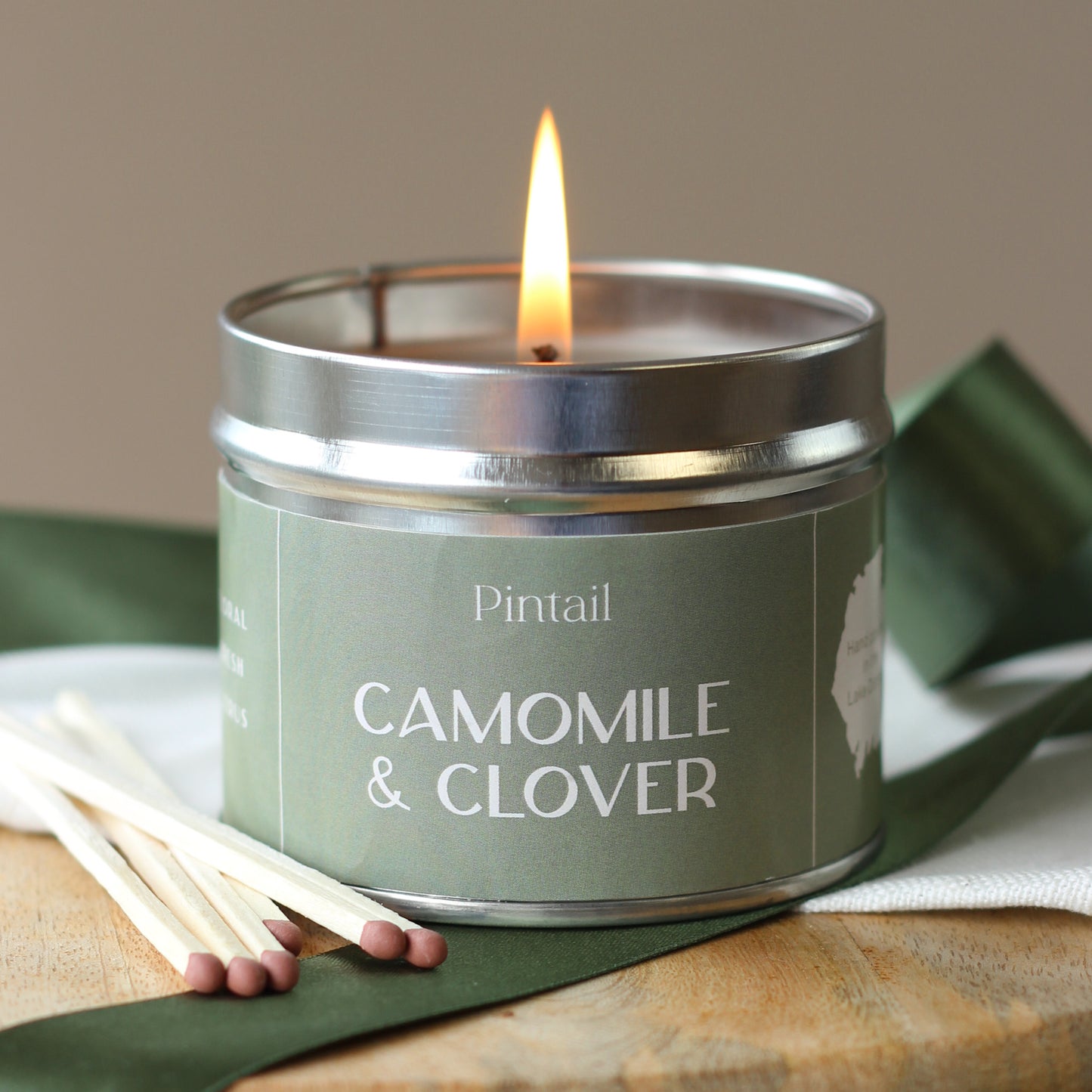 Camomile & Clover Classic Tin Candle