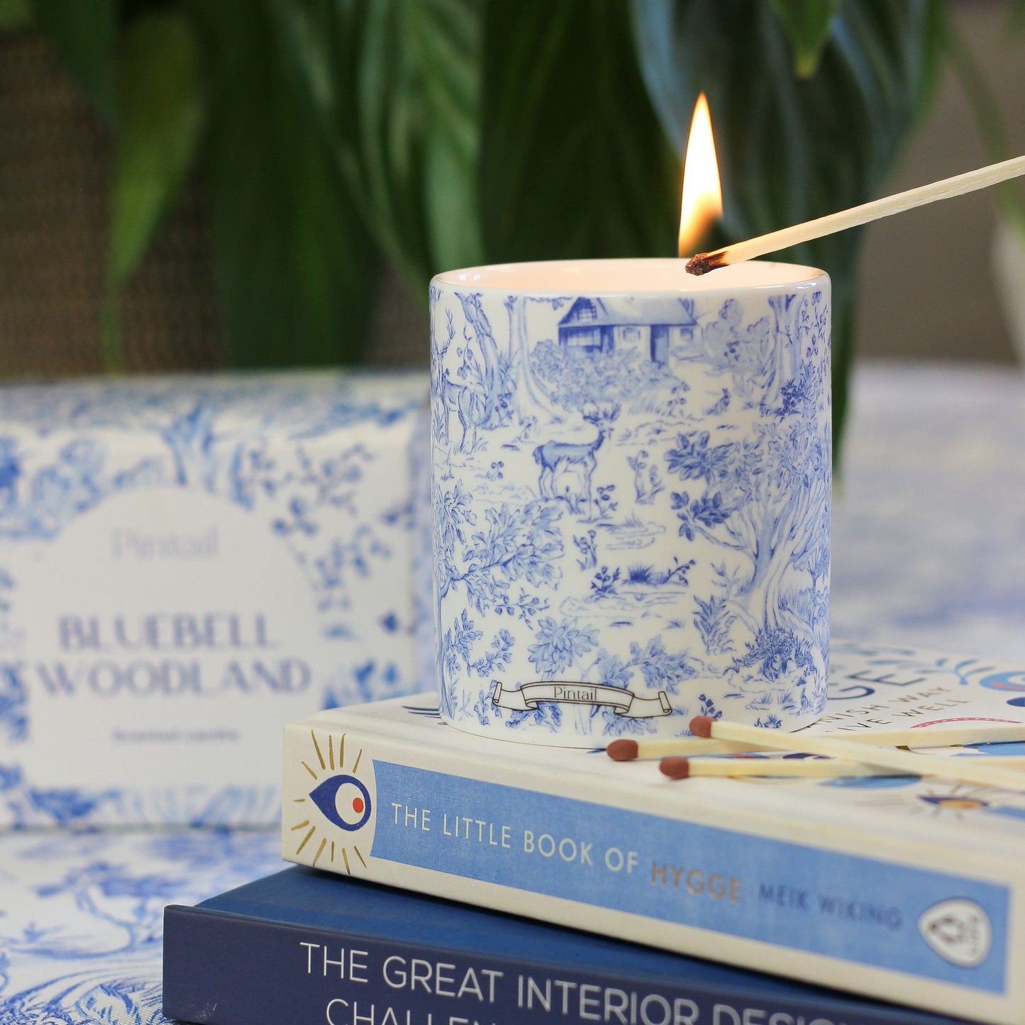 Pintail x Avalon Toile de Jouy - Ceramic Candle