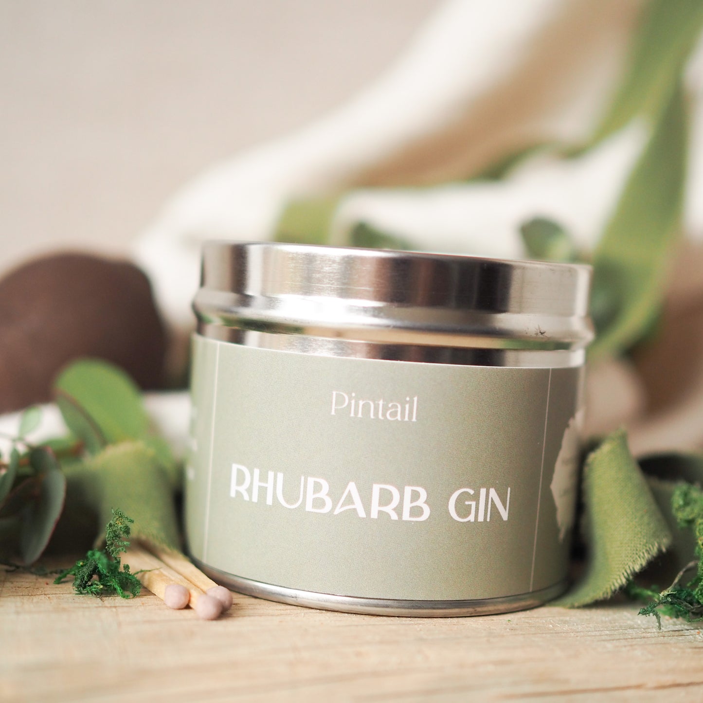 Rhubarb Gin Paint Pot