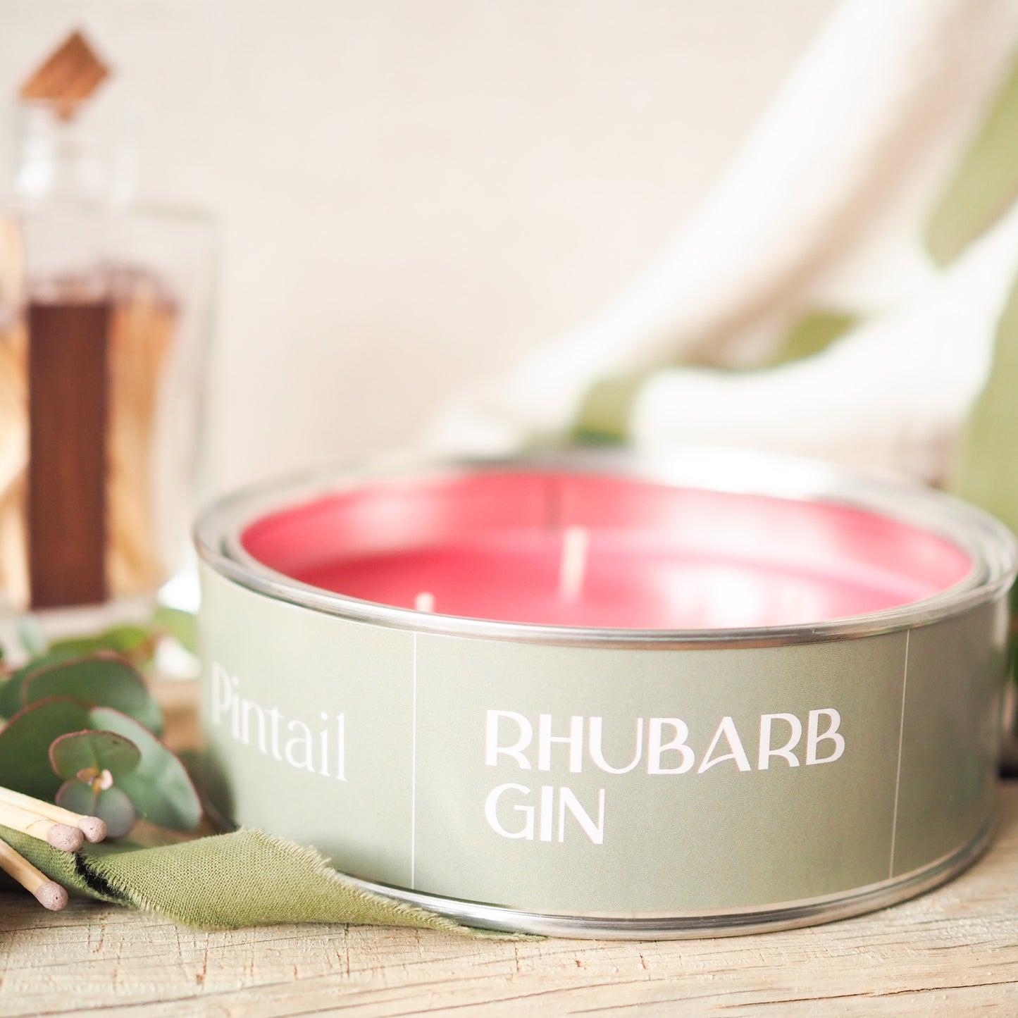 Rhuabrb Gin Triple Wick