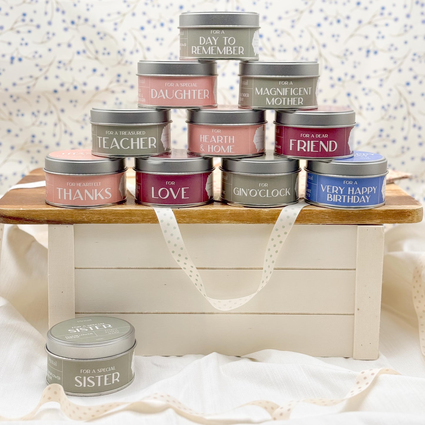 For a Magnificent Mother' Lavender & Bay Occasion Candle