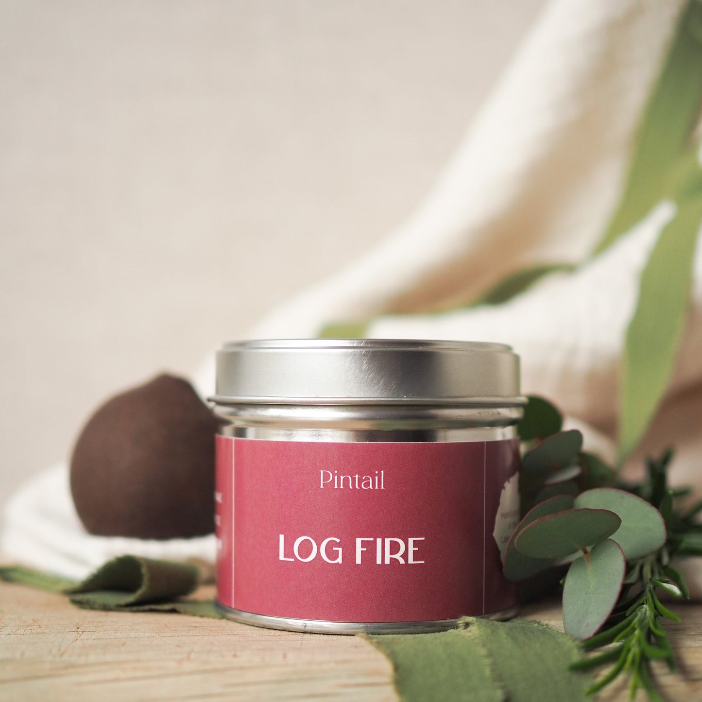 Log Fire Classic Tin