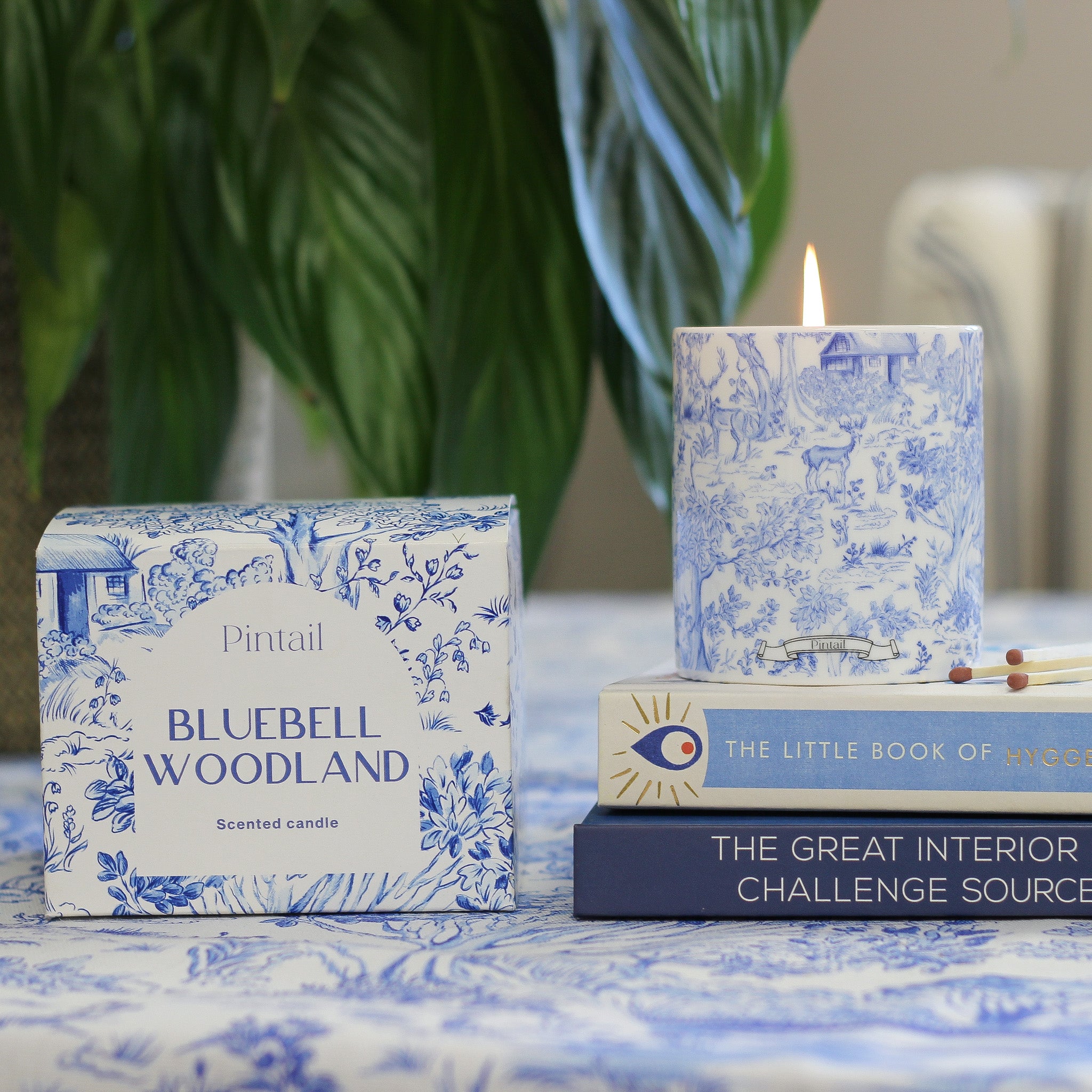 Pintail x Avalon Toile de Jouy - Ceramic Candle – Pintail Candles Ltd