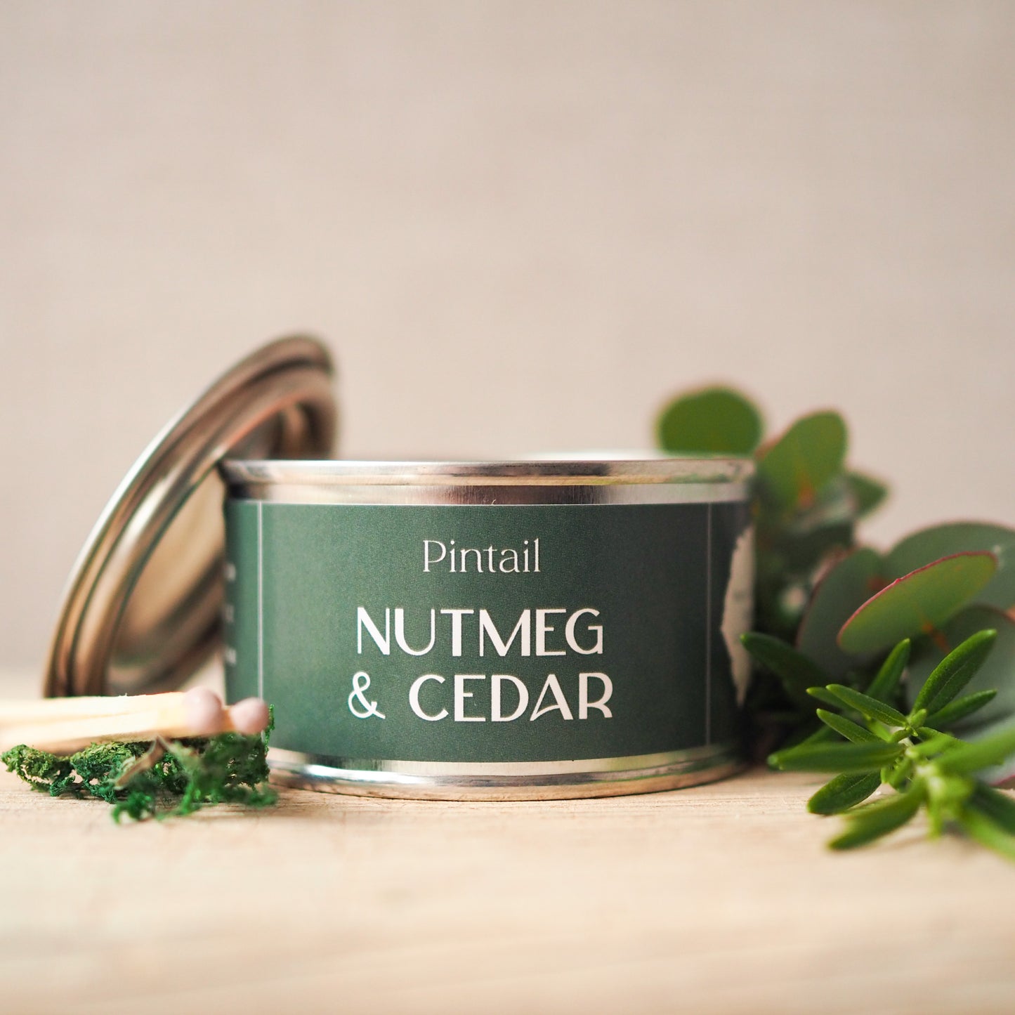 Nutmeg & Cedar Paint Pot