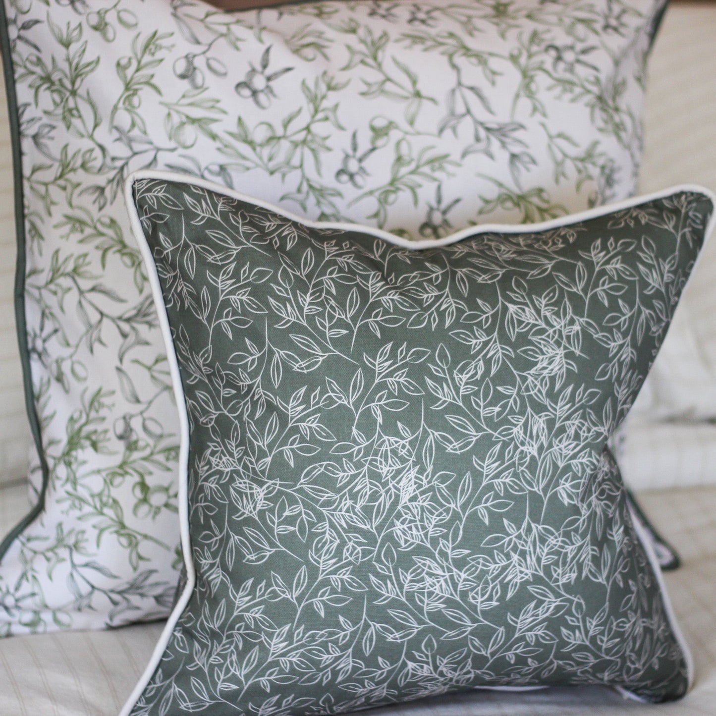 Botanical Cushion - Green
